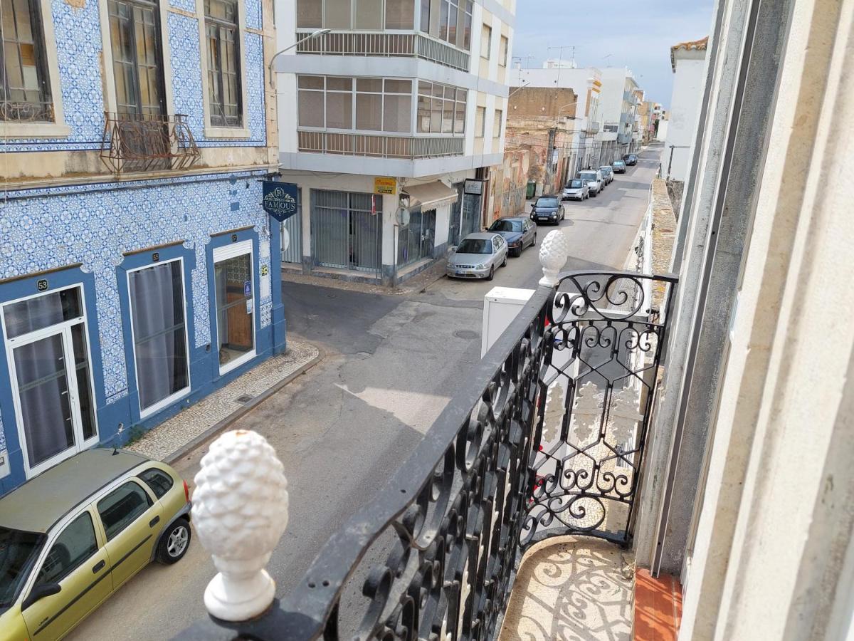 Casa Olhao Terraco: Espaco, Conforto E Terraco Com Churrasqueira Esterno foto