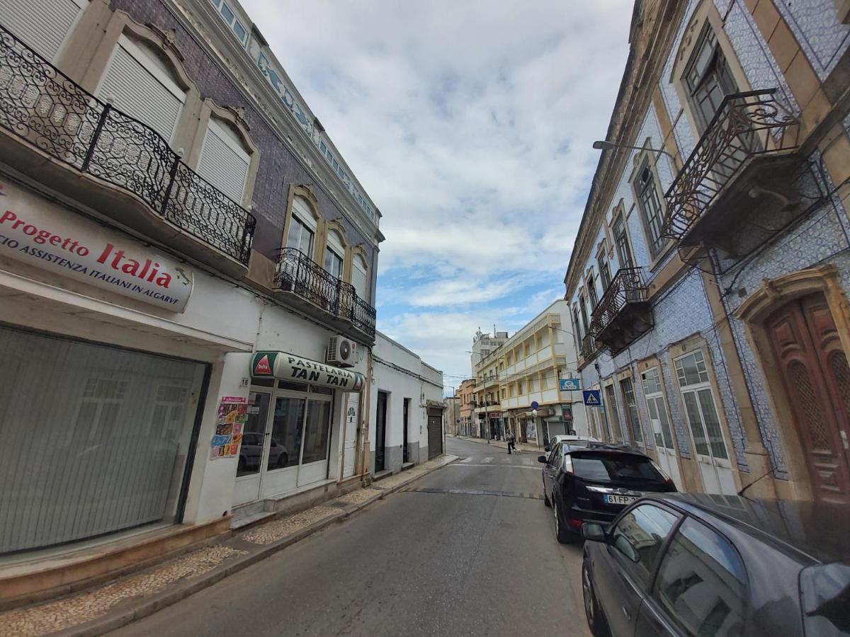 Casa Olhao Terraco: Espaco, Conforto E Terraco Com Churrasqueira Esterno foto