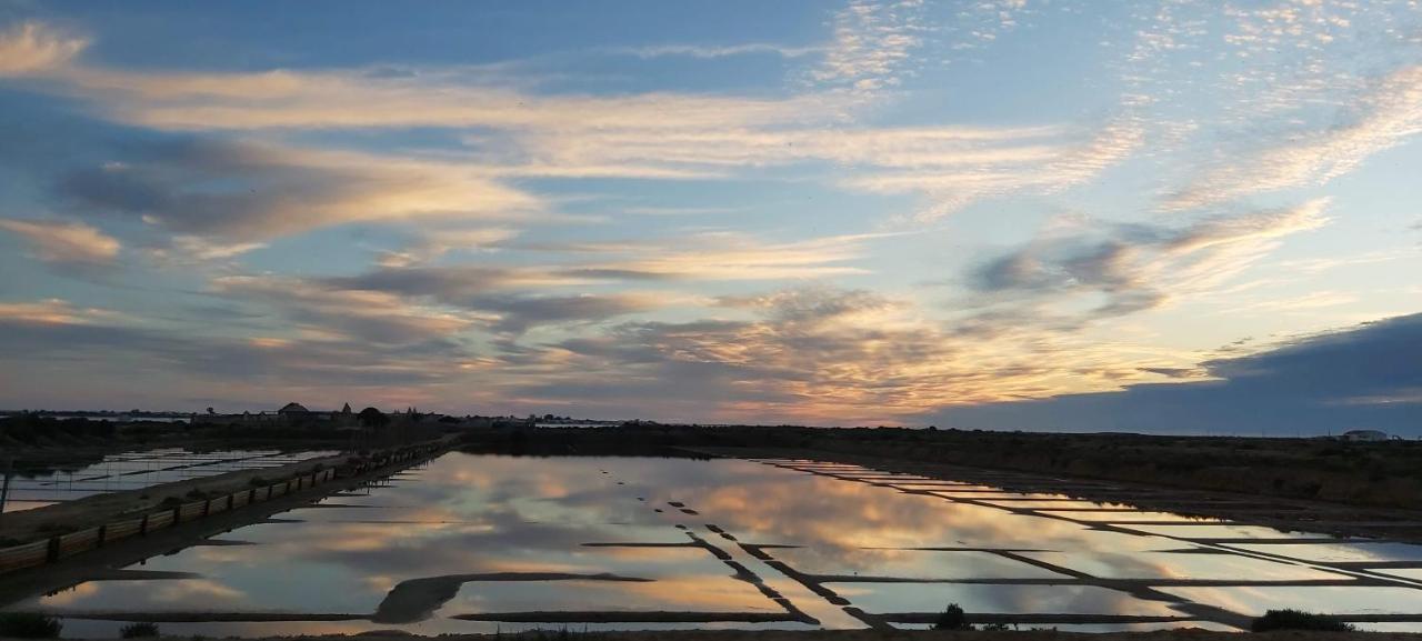 Casa Olhao Terraco: Espaco, Conforto E Terraco Com Churrasqueira Esterno foto